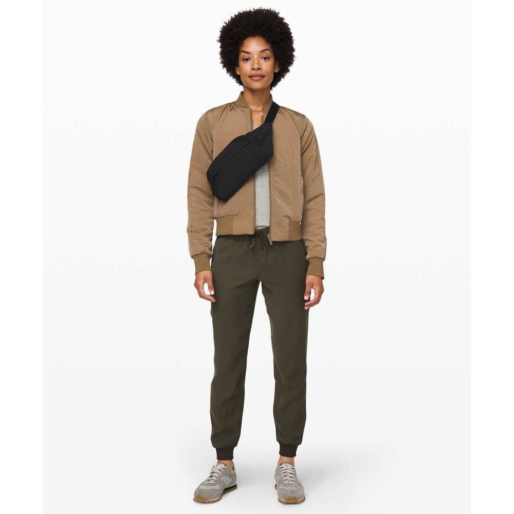 Lululemon On the Fly Travel Woven Jogger‎ Womens 4 Dark Olive Green Pants - Picture 2 of 14